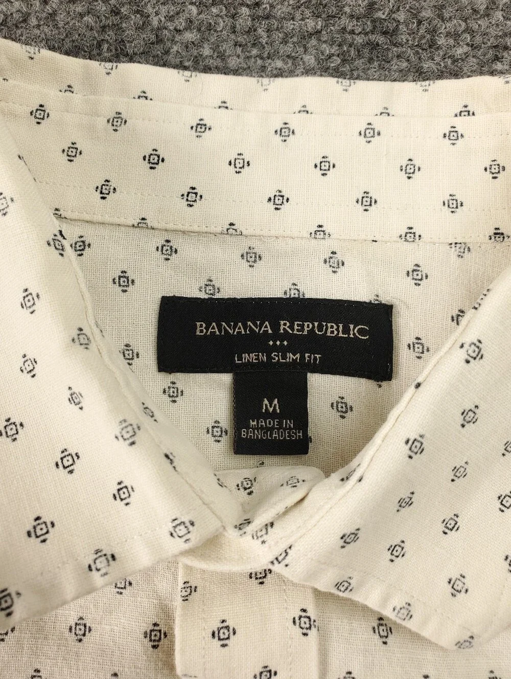 Banana Republic Linen Shirt Medium Long Sleeve Roll Tab Safari Cream Geometric